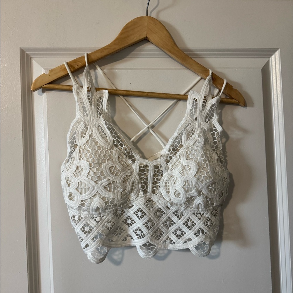 SHEIN White Crochet Lace Bralette with Crisscross Back